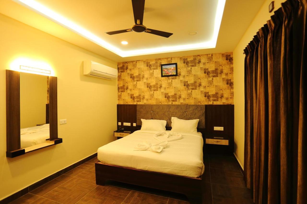 Vedha Residency Hotel Tiruvannamalai Exterior photo